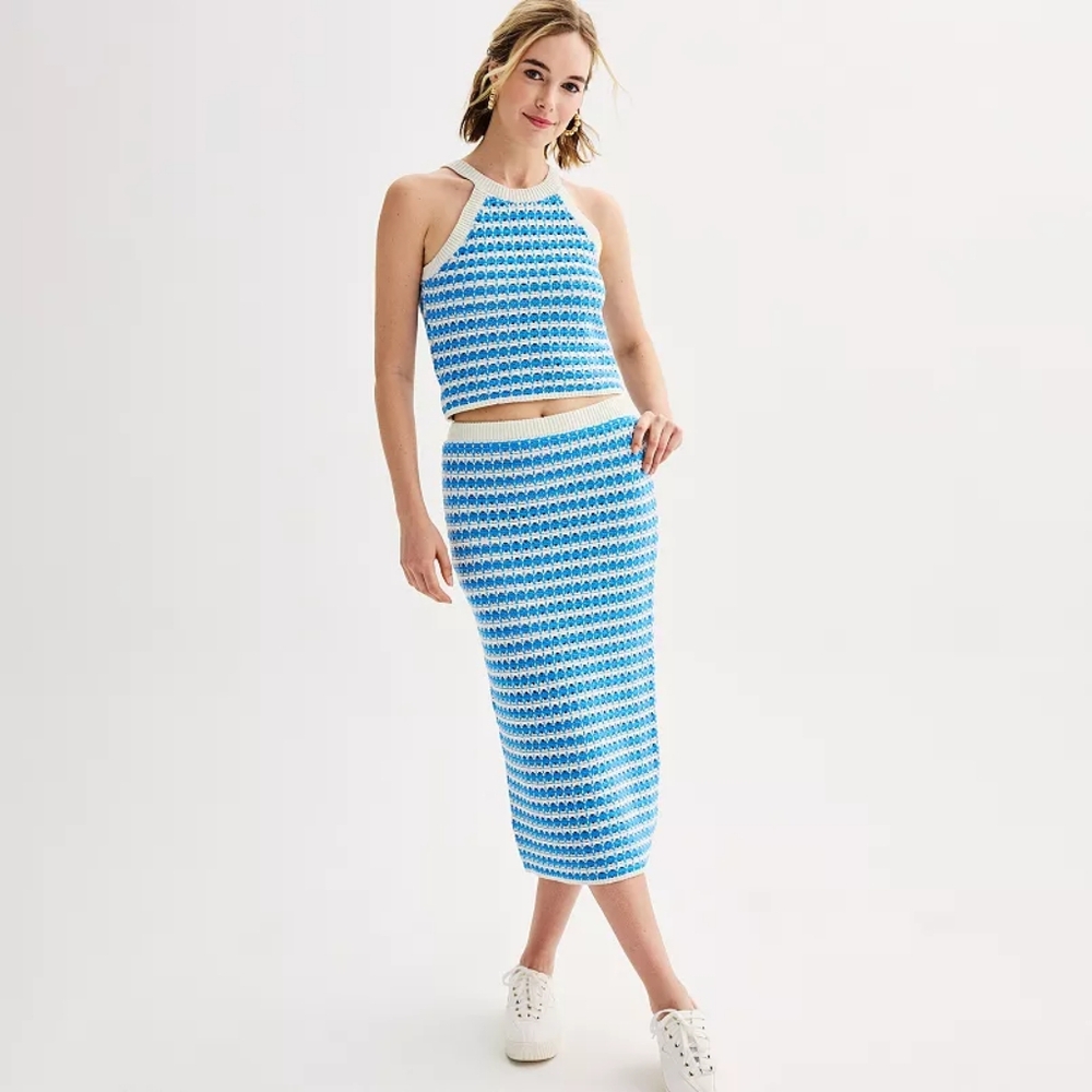 JUNIOR FRESHMAN CROCHET HIGH NECK SWEATER AND SKIRT SET MEDIUM